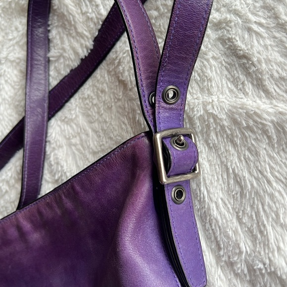 Coach bucket hobo - Picture 3 of 3